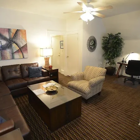 Friendship Suites Pittsburgh