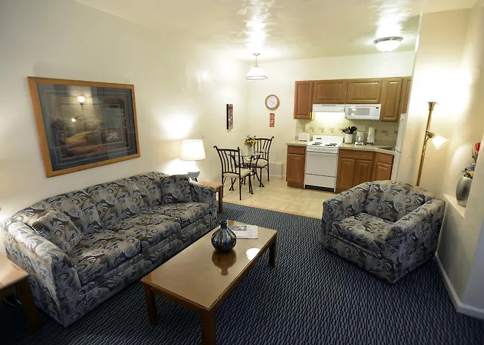 Friendship Suites Hotel