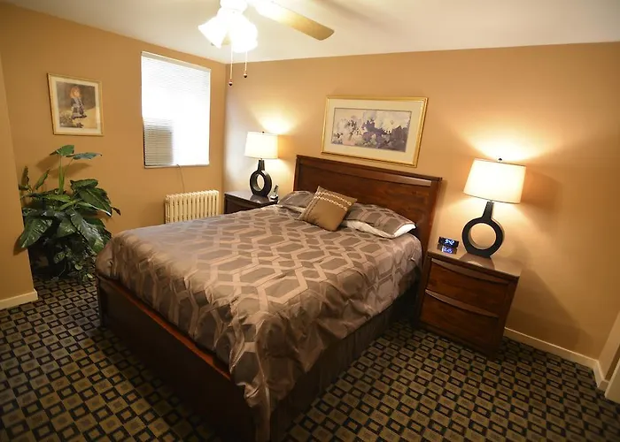 Hotel Friendship Suites