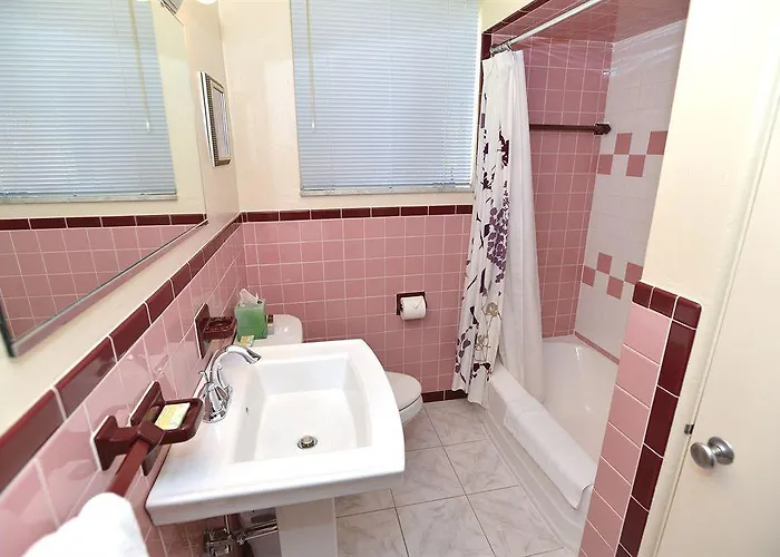 Friendship Suites
