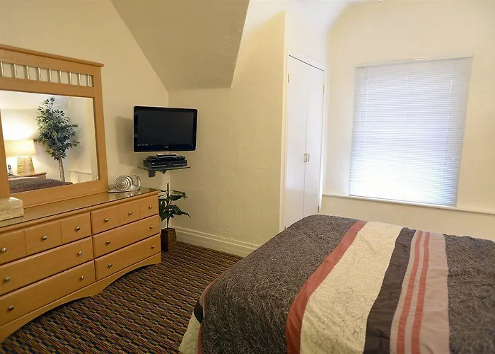 Hotel Friendship Suites