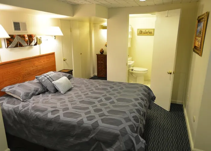Friendship Suites Pittsburgh